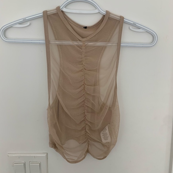 Mesh tank top - Picture 1 of 2